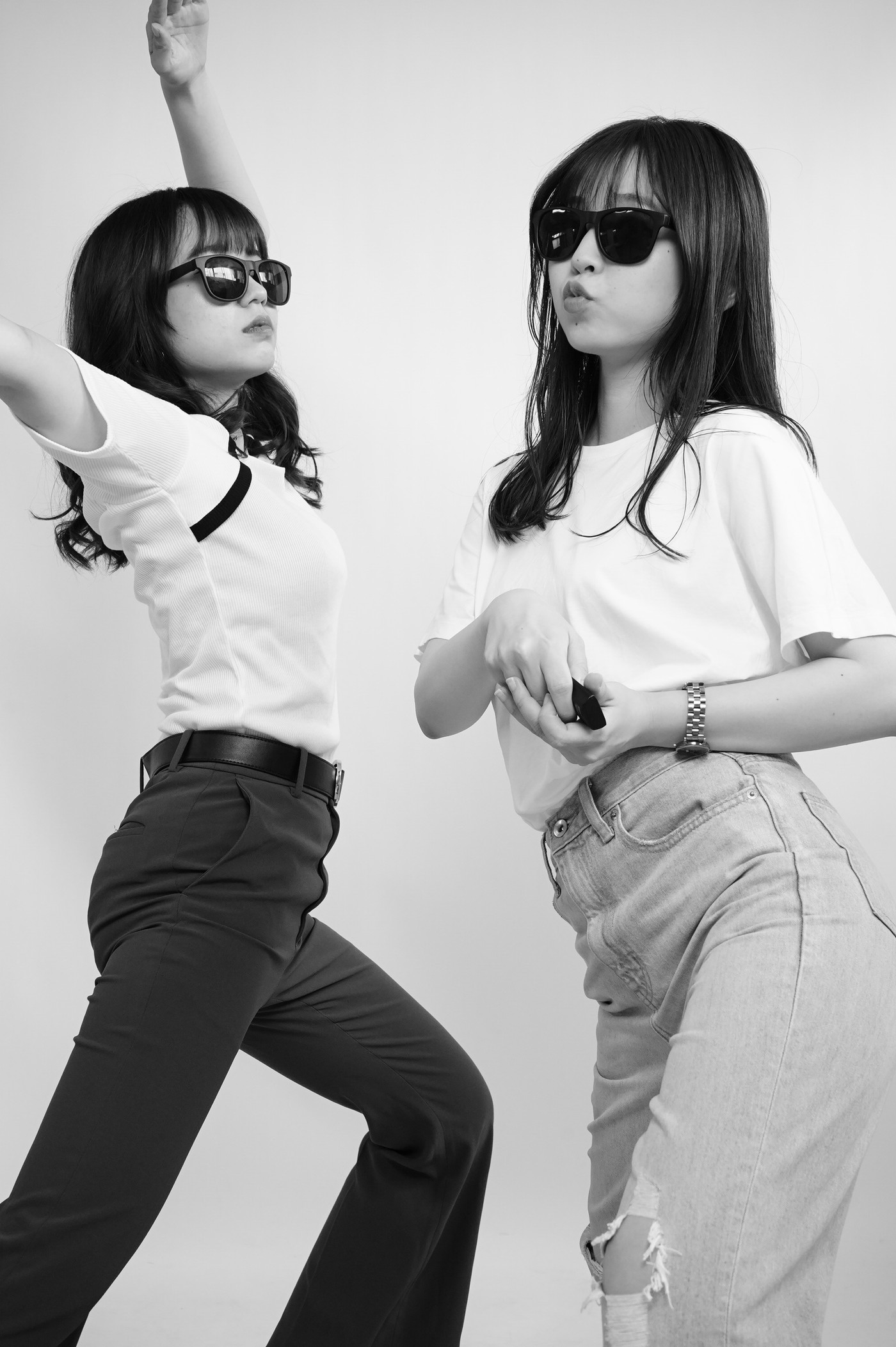 【モノクロ写真】15分間撮り放題!シンプルでおしゃれに残せるセルフ写真館